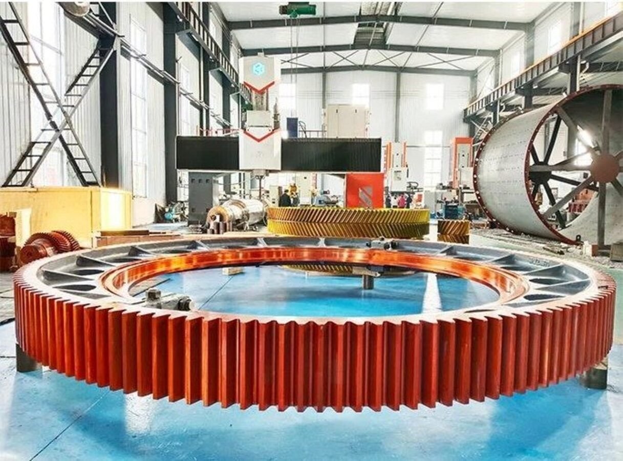 Large girth ring gear manufactured by Parkash Gears Ludhiana - big diameter ring gear with cut teeth on the shop floor